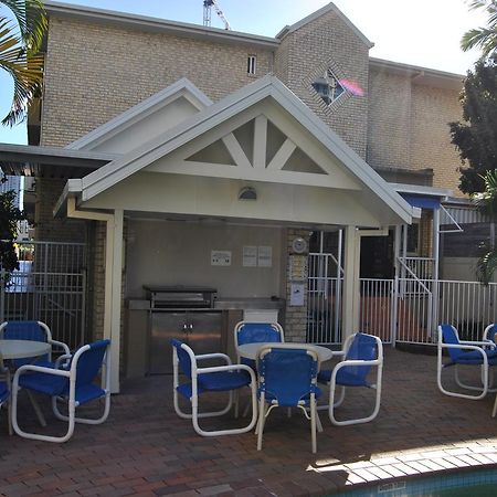 Budds Beach Apartments Surfers Paradise Esterno foto