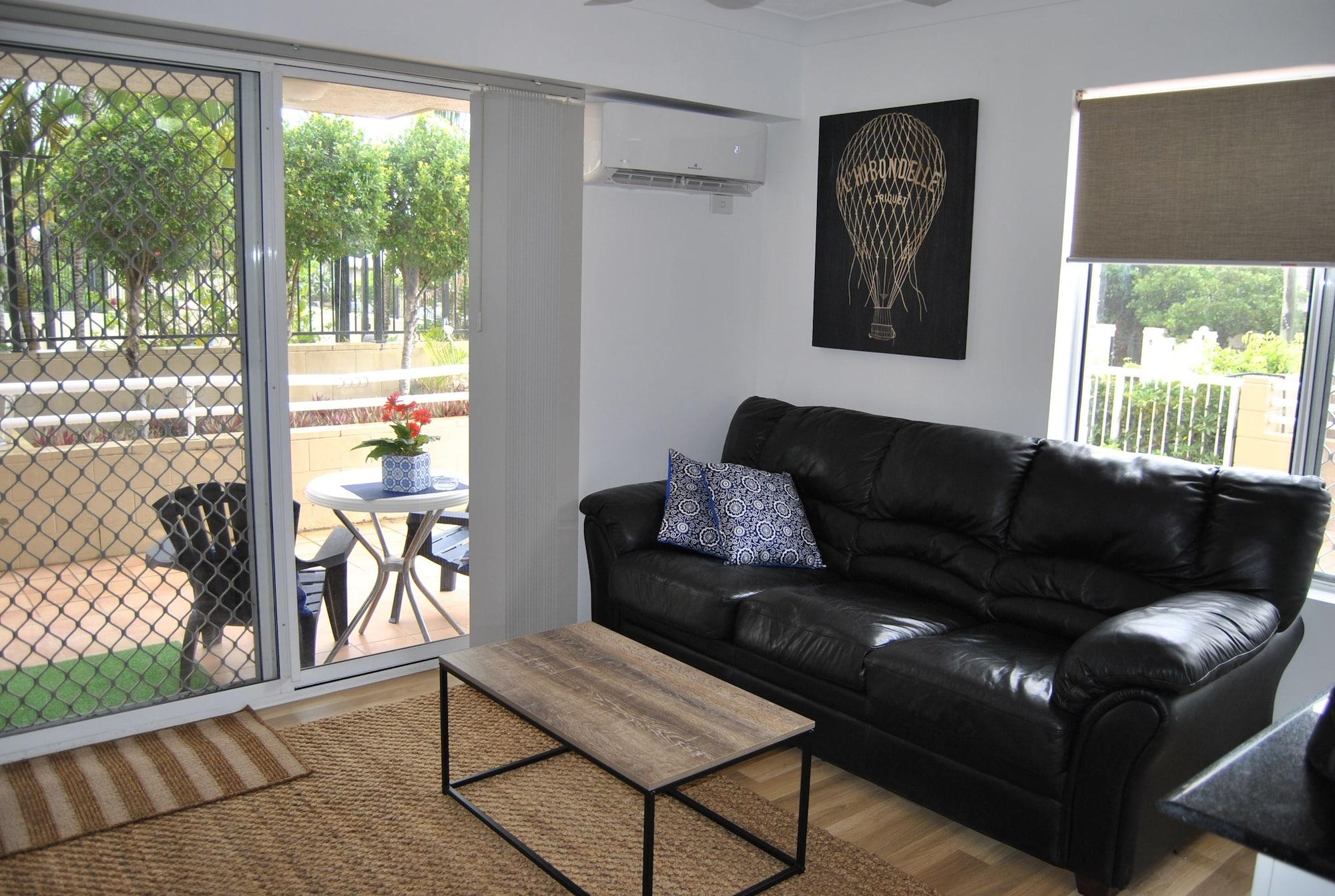 Budds Beach Apartments Surfers Paradise Esterno foto