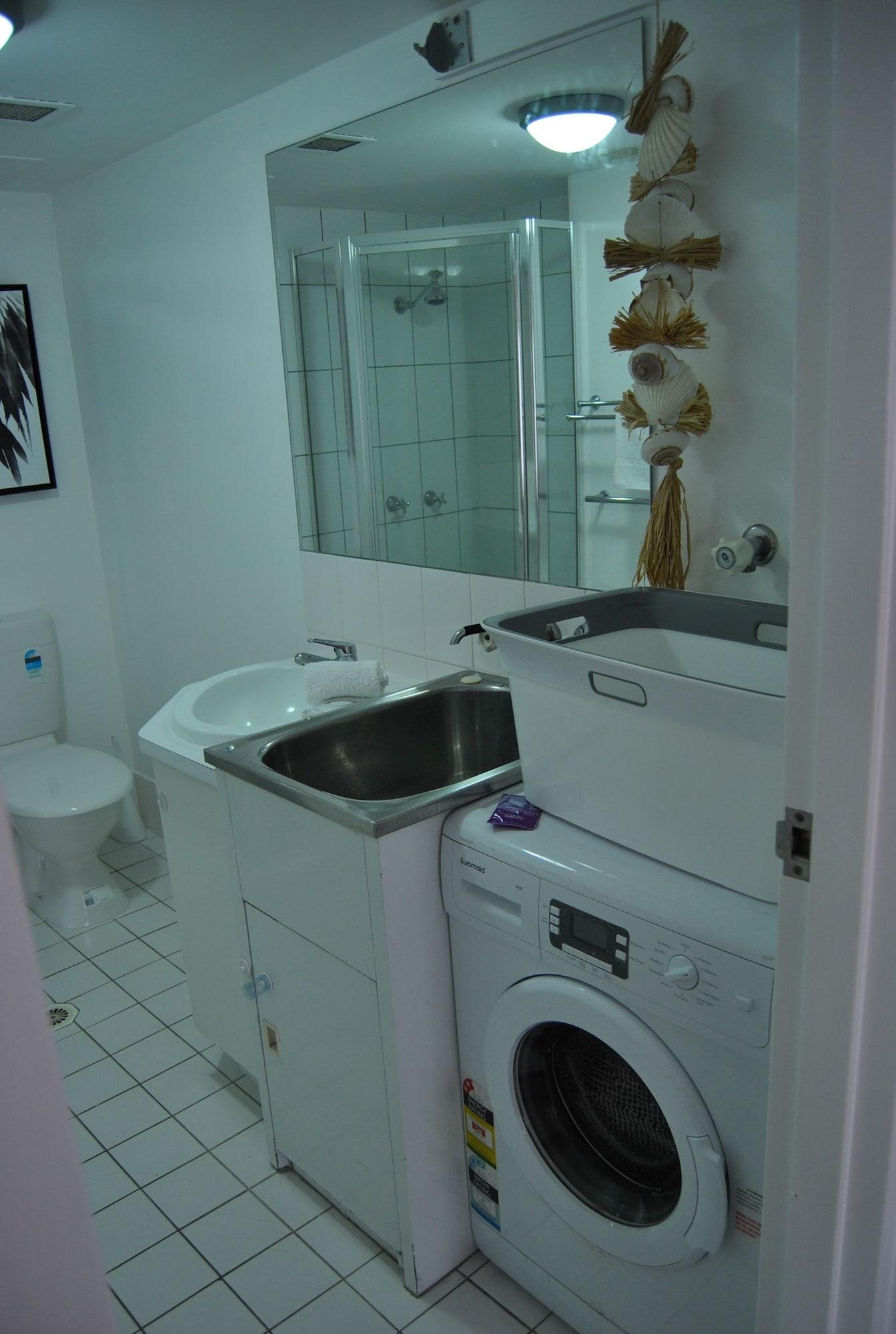 Budds Beach Apartments Surfers Paradise Esterno foto