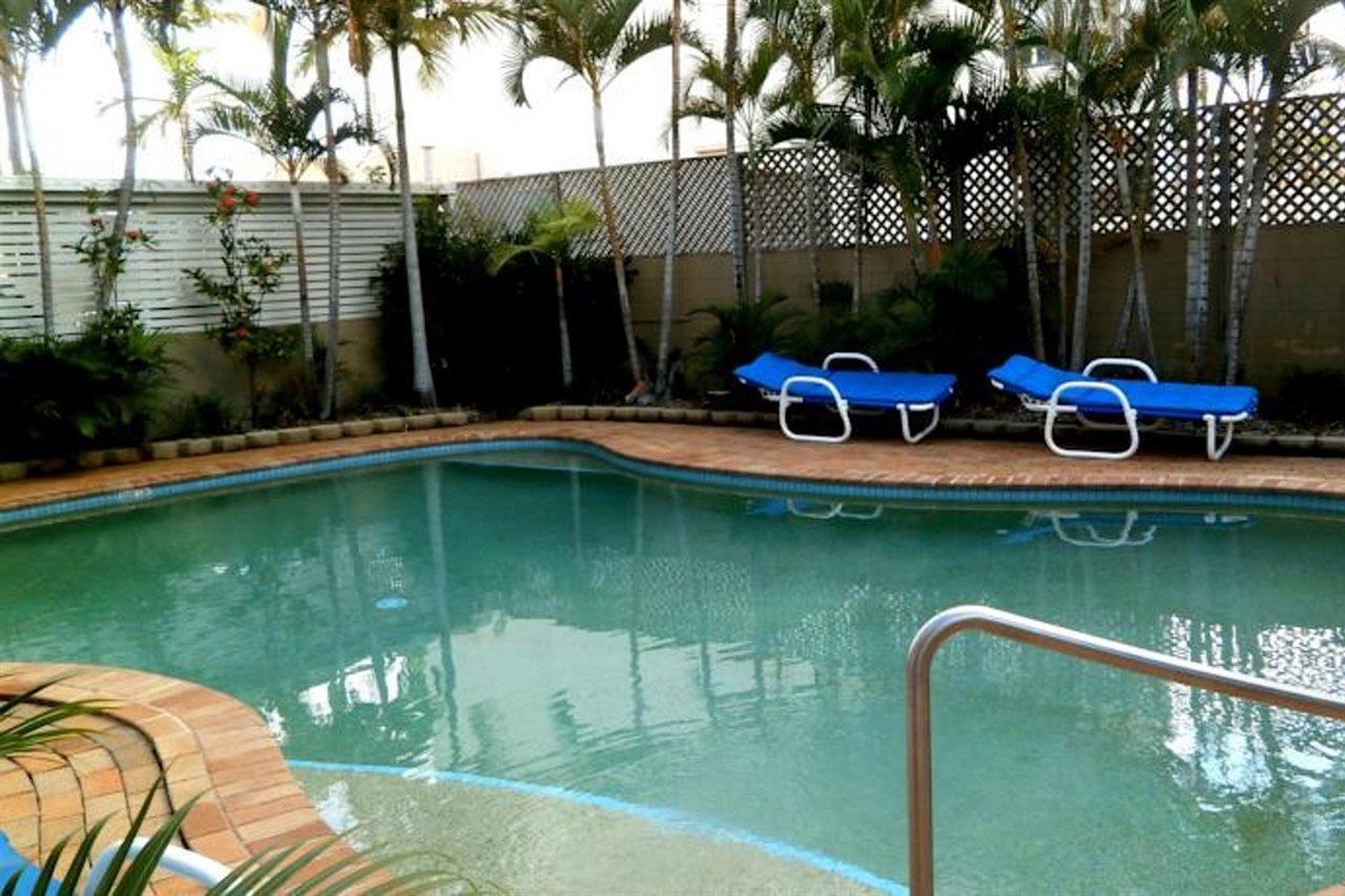 Budds Beach Apartments Surfers Paradise Esterno foto