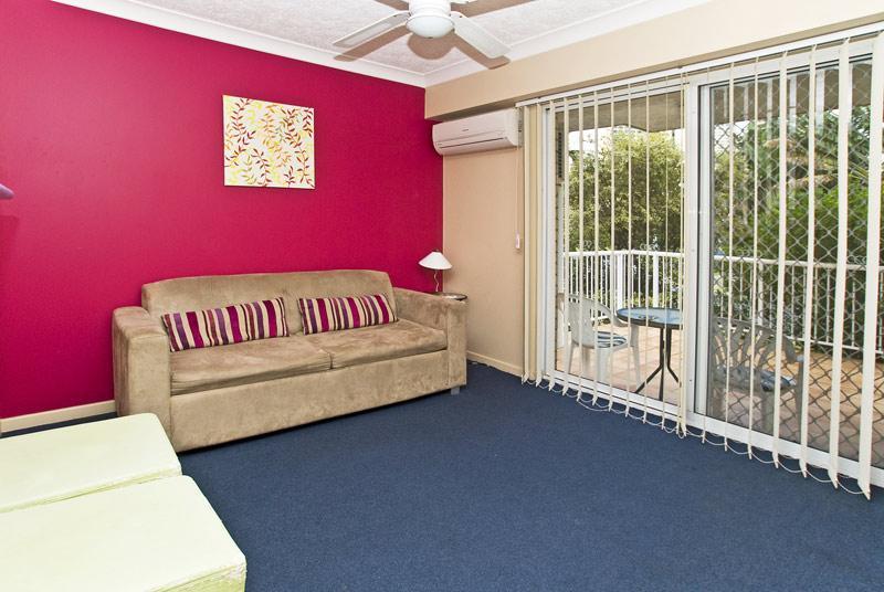 Budds Beach Apartments Surfers Paradise Esterno foto