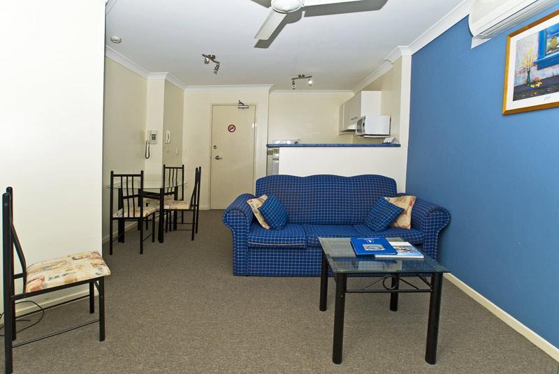 Budds Beach Apartments Surfers Paradise Esterno foto
