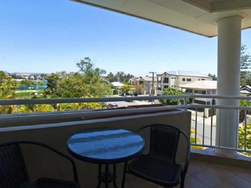 Budds Beach Apartments Surfers Paradise Esterno foto